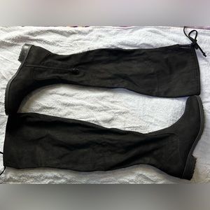 Boots size 6.5 women